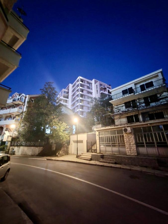 Aura Tower Apartments By Gaby Rafajlovići Exterior foto